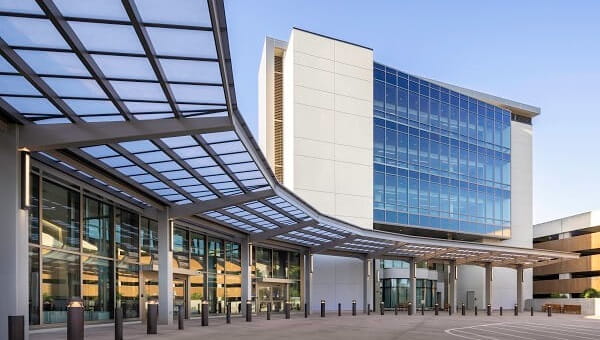 outside shot of the new st anthonys hospital expansion