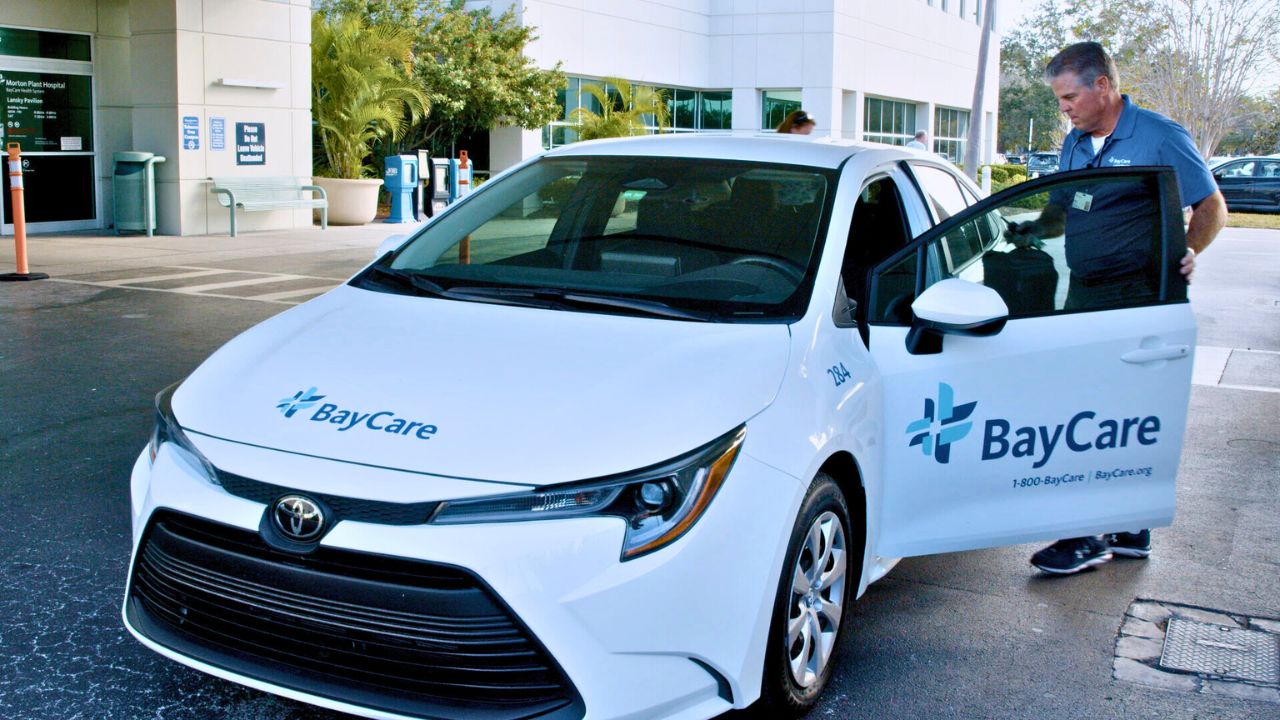 Spotlight on BayCare’s Courier Services Team