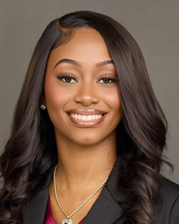 Head shot of Yameke Fletcher, DO