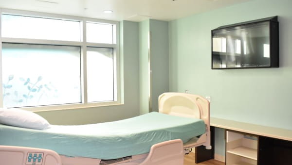 BayCare Expands Behavioral Health Services A behavioral health inpatient room.
